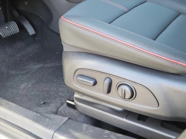 New 2026 Chevrolet TrailBlazer RS w/ Driver Confidence Package image 4