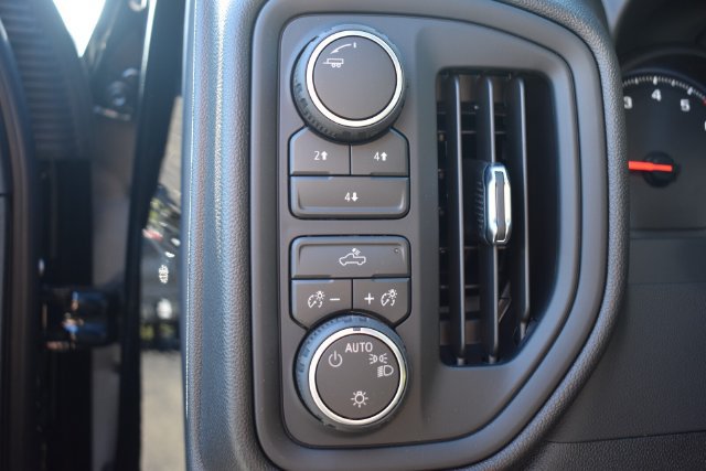 New 2026 Chevrolet Silverado 3500 W/T w/ Snow Plow Prep Package AWD/4WD image 19