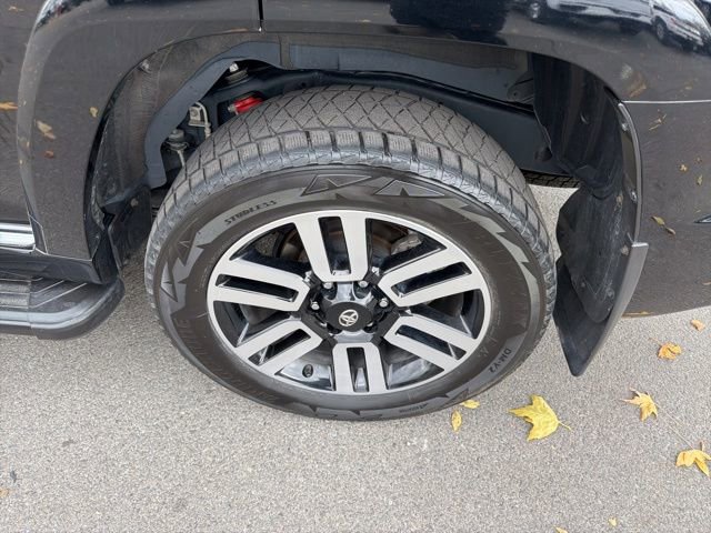 Used 2023 Toyota 4Runner Limited image 28