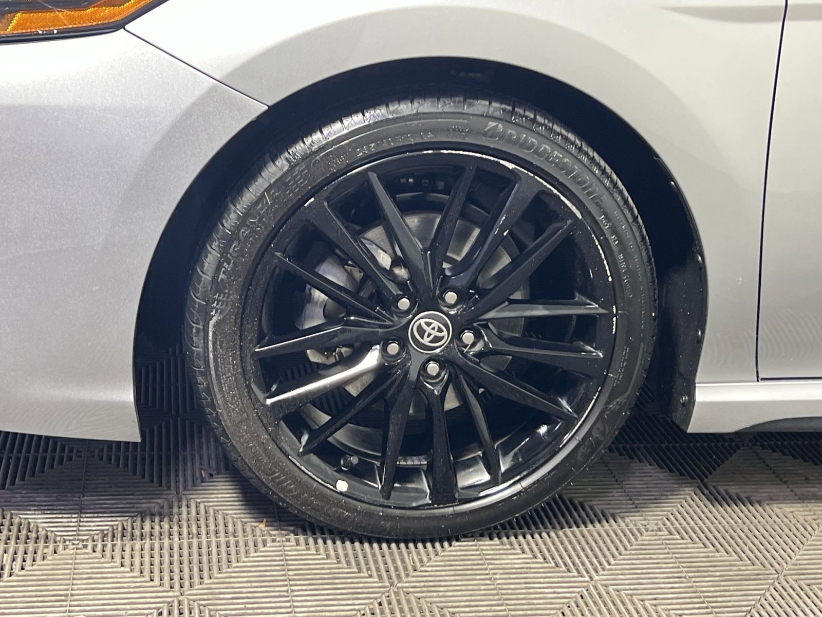 Used 2021 Toyota Camry XSE image 8