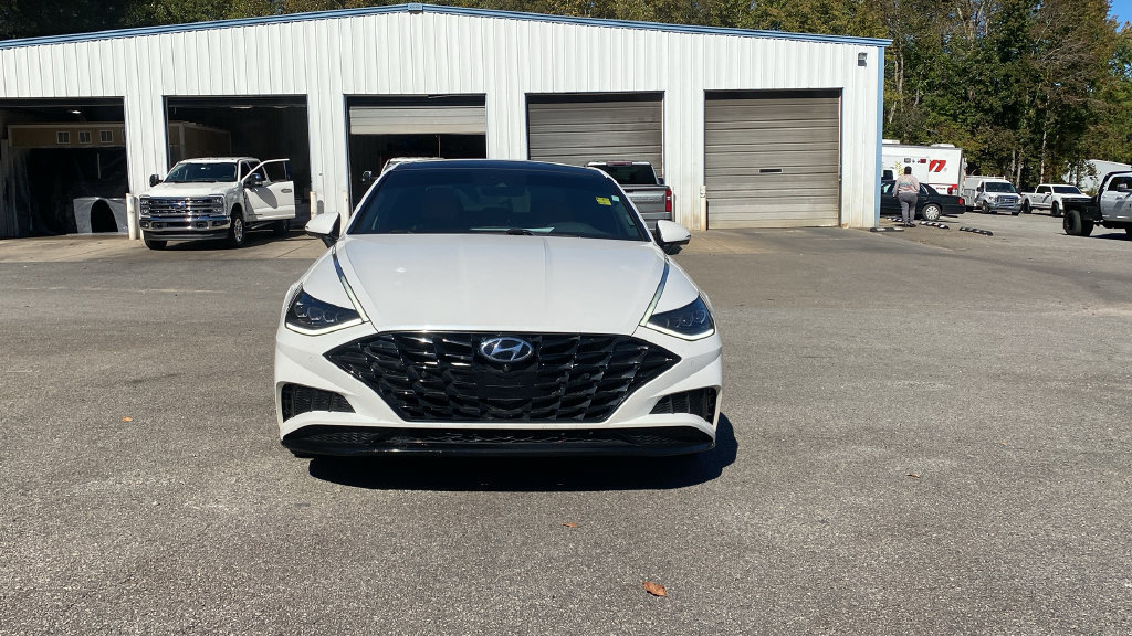 Used 2021 Hyundai Sonata Limited FWD image 2