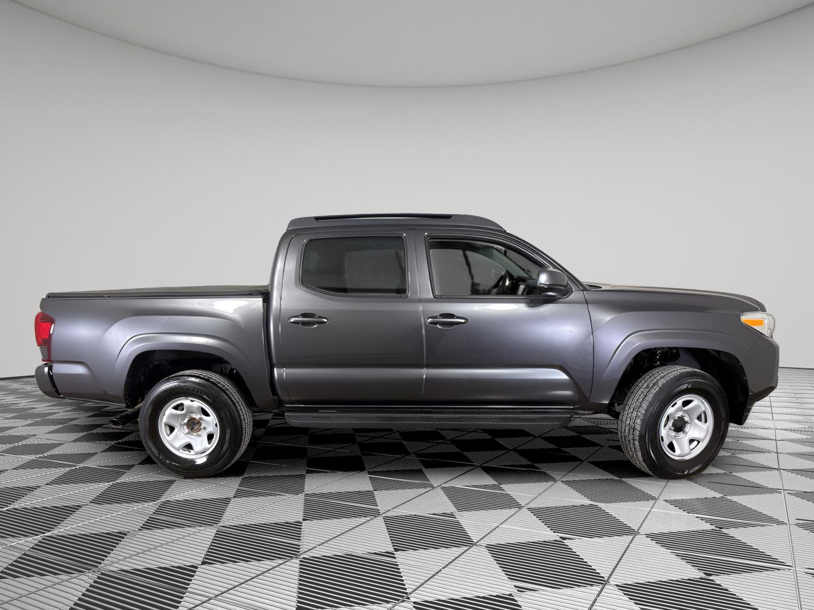 Used 2023 Toyota Tacoma SR image 17