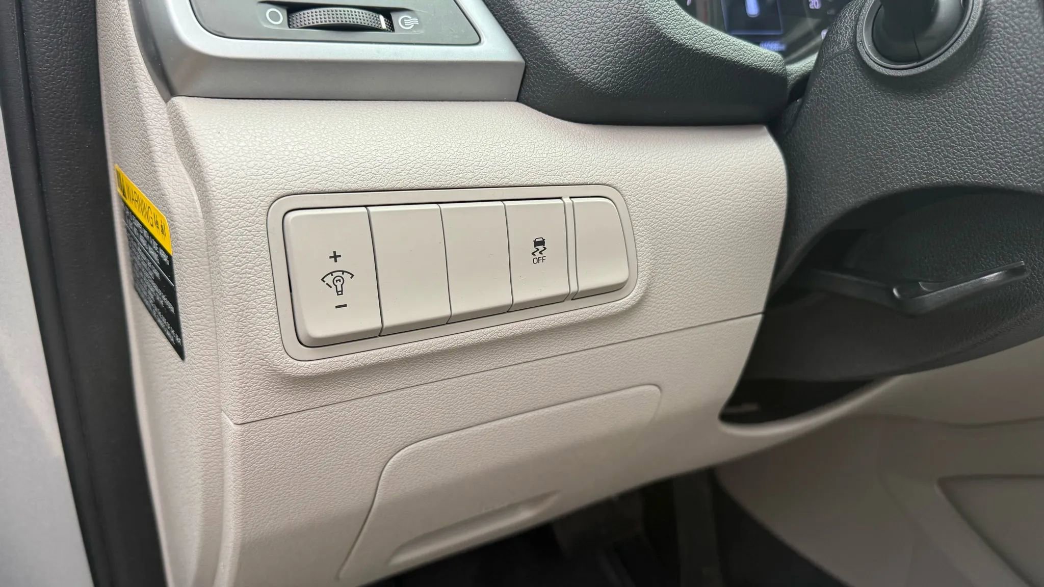 Used 2017 Hyundai Tucson SE image 16