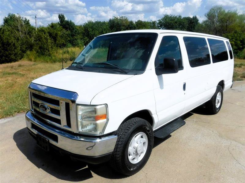 Used 2008 Ford E-350 and Econoline 350 XLT RWD image 9