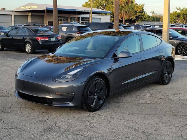 Used 2022 Tesla Model 3 Long Range AWD/4WD image 7