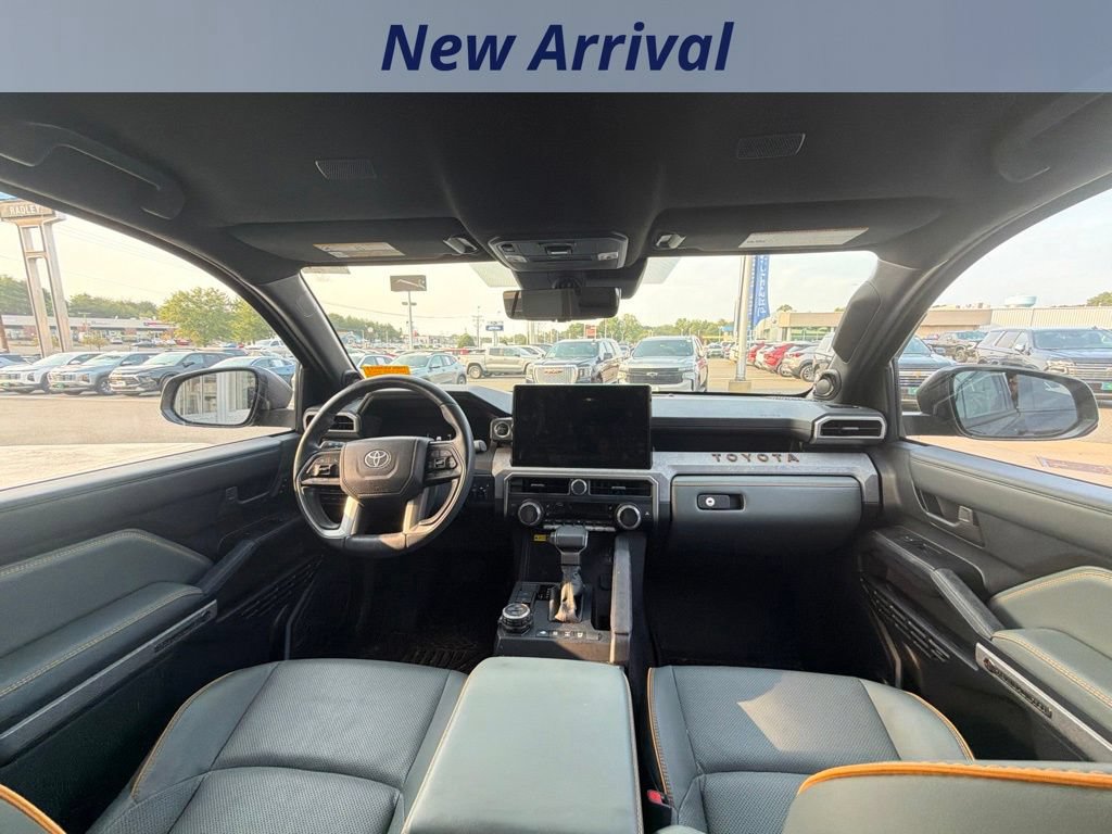 Used 2025 Toyota 4Runner Trailhunter AWD/4WD image 6