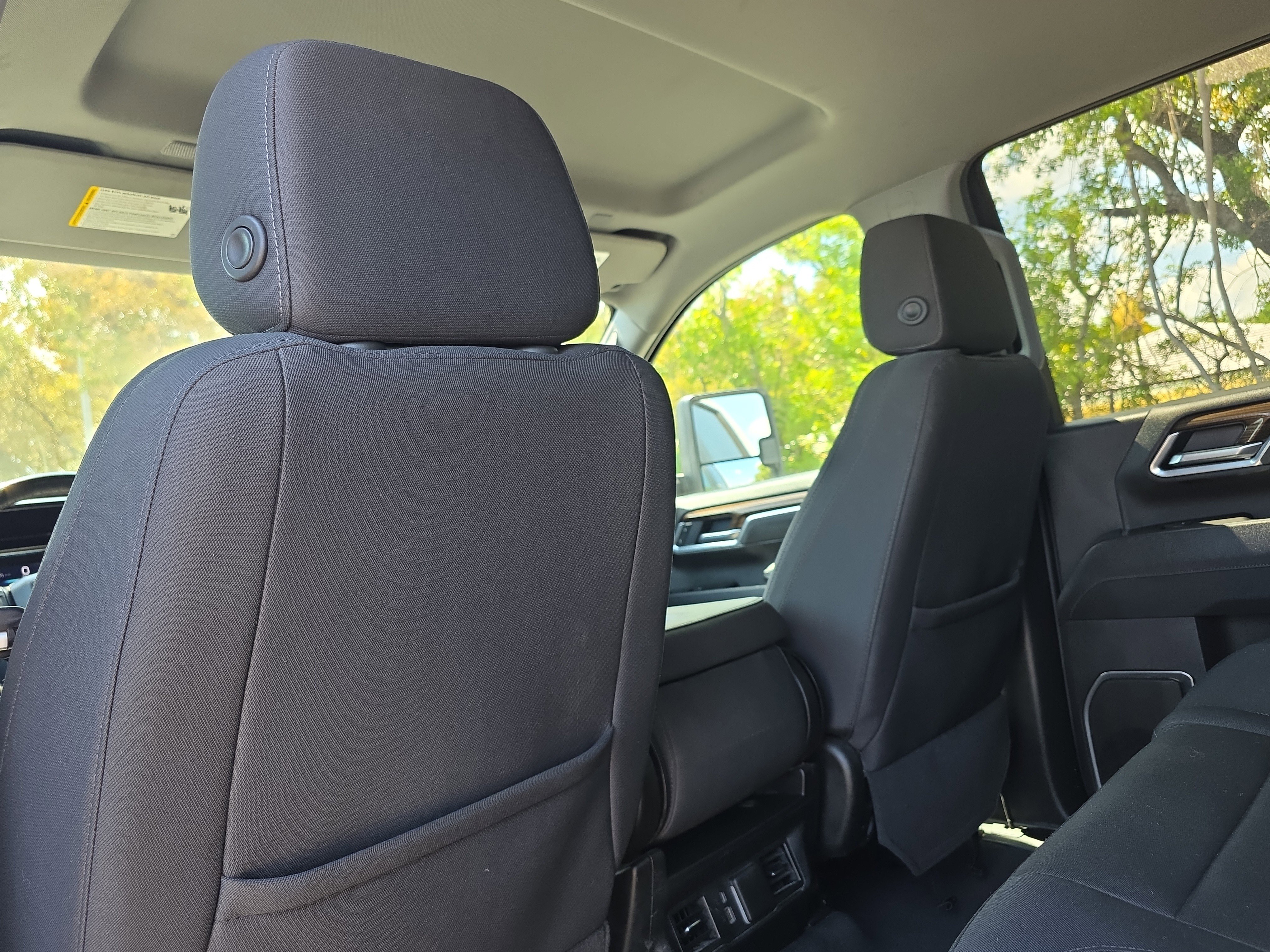 Used 2025 Chevrolet Silverado 2500 LT w/ Convenience Package AWD/4WD image 17