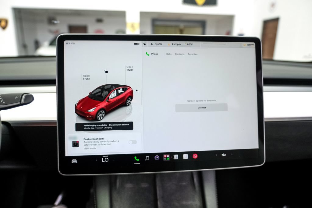 Used 2023 Tesla Model Y AWD image 25