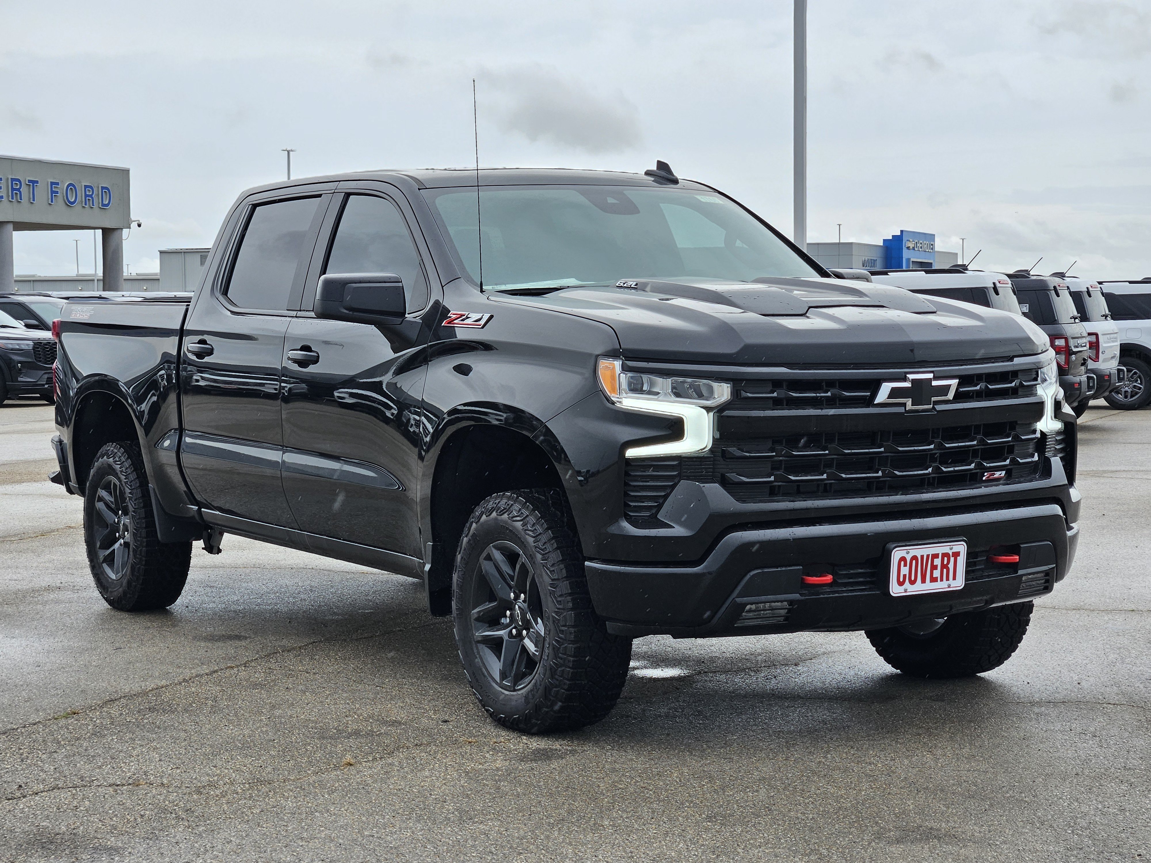 New 2026 Chevrolet Silverado 1500 LT Trail Boss w/ Convenience Package II AWD/4WD image 2