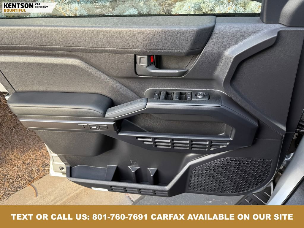 Used 2025 Toyota 4Runner TRD Off-Road image 21