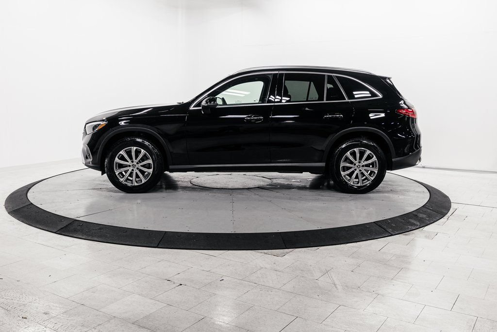Used 2026 Mercedes-Benz GLC 300 4MATIC video 4