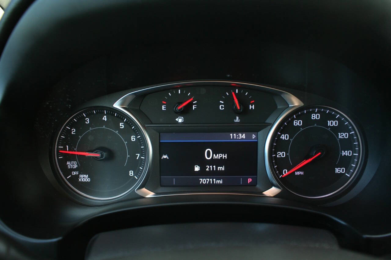 Used 2023 GMC Terrain SLT image 11