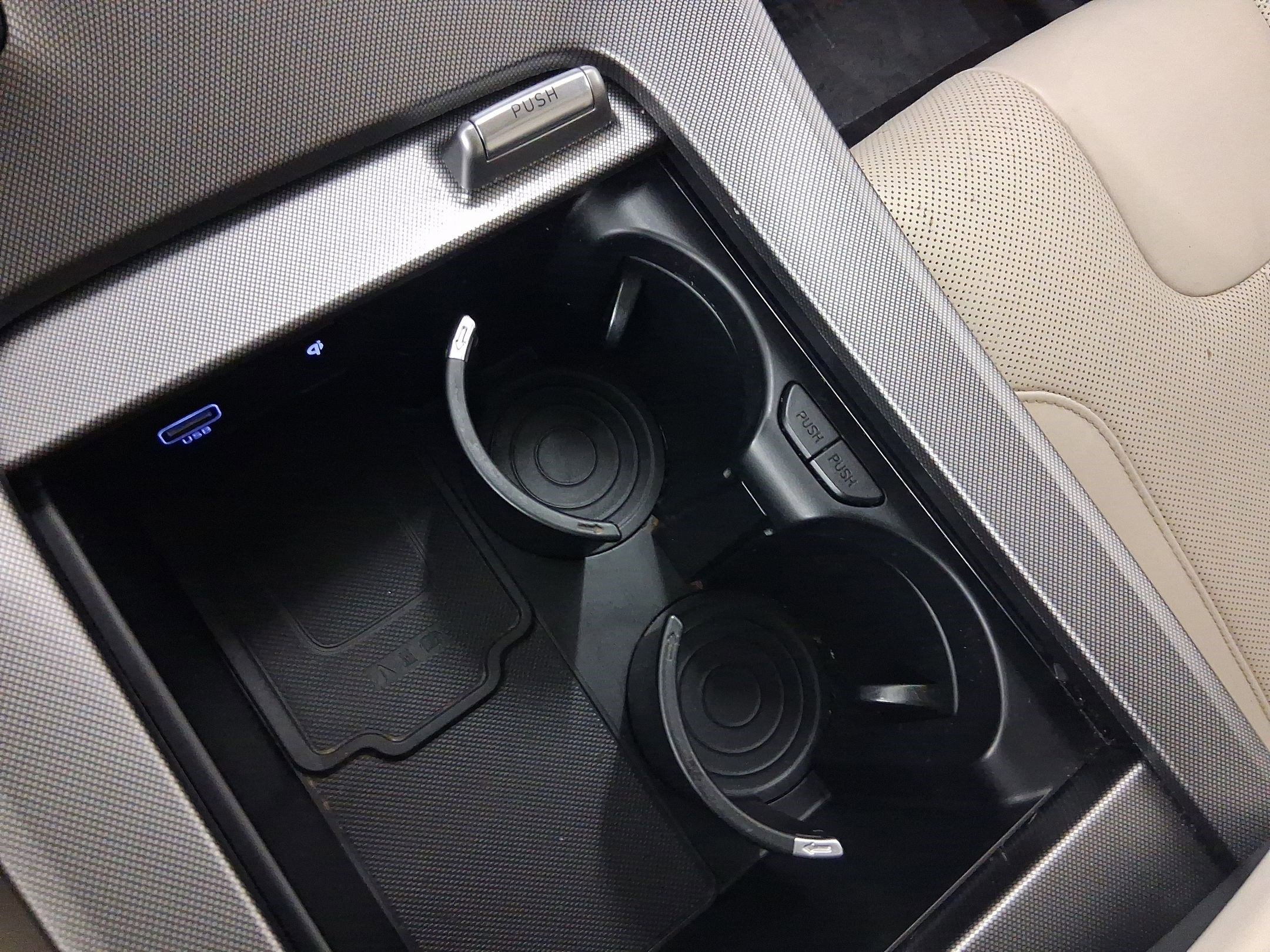 Used 2020 Hyundai Palisade Limited image 30