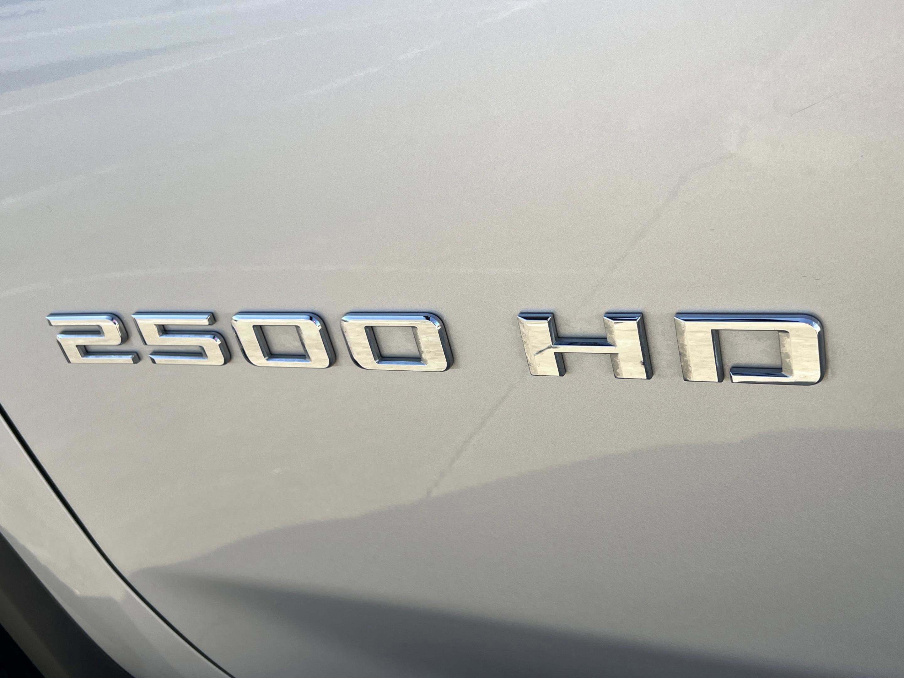 Used 2023 Chevrolet Silverado 2500 LTZ w/ LTZ Premium Package image 16