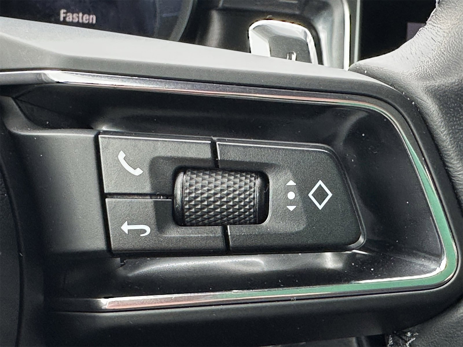 Certified 2024 Porsche Macan GTS image 28