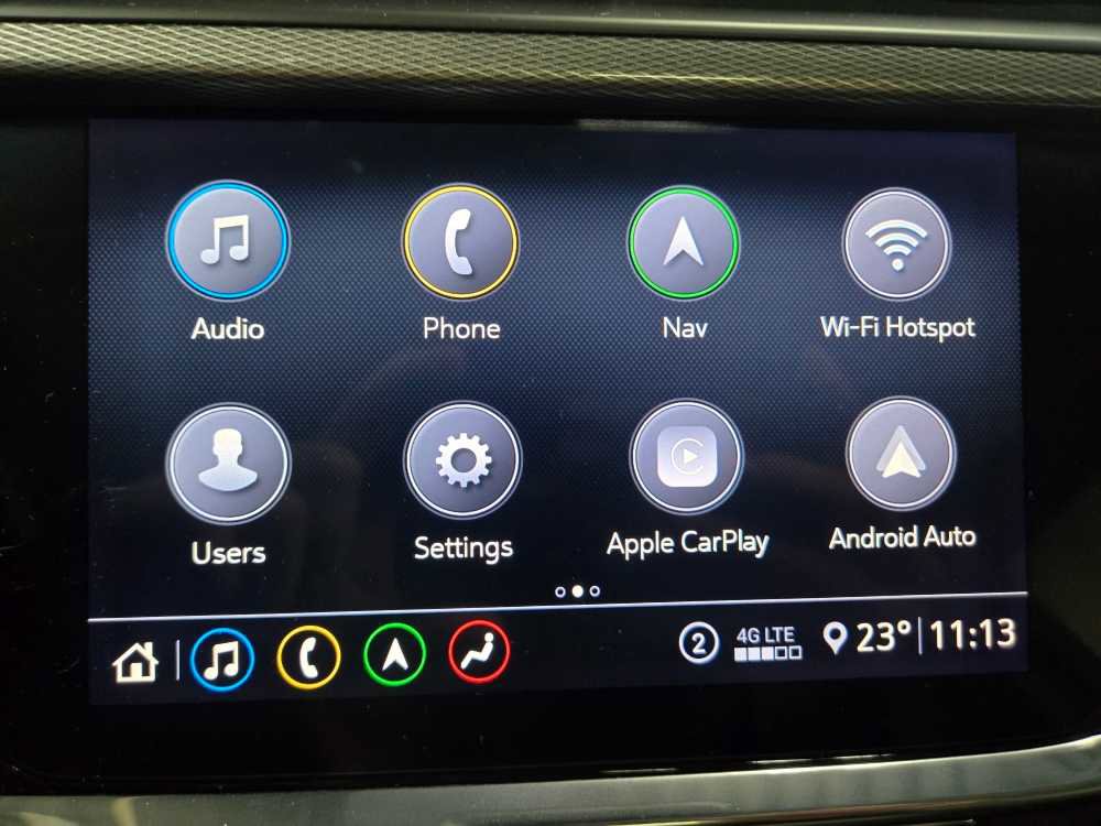 Used 2020 Buick Encore GX Essence w/ Experience Buick Package image 18