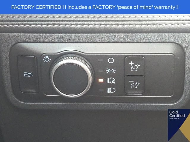 Used 2025 Ford Mustang Premium RWD image 28