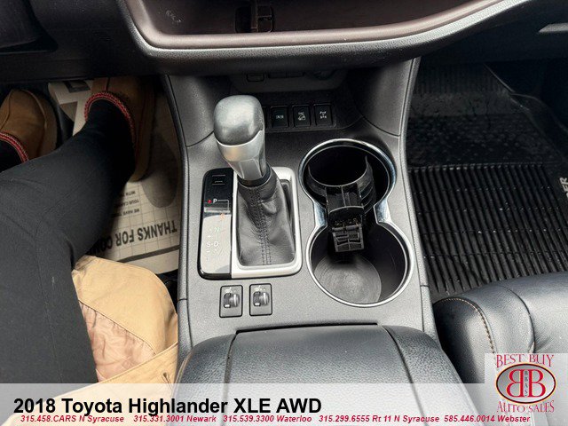 Used 2018 Toyota Highlander XLE image 22