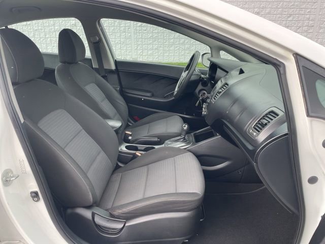 Used 2016 Kia Forte LX w/ LX Popular Plus Package image 15