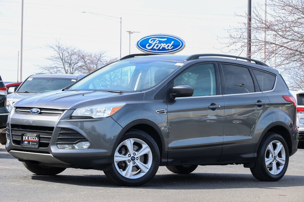 Used 2016 Ford Escape SE w/ Equipment Group 201A image 1