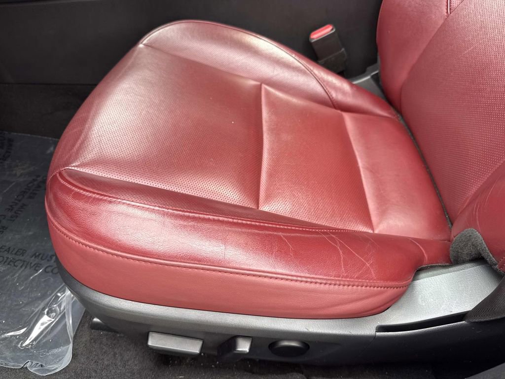 Used 2023 MAZDA MAZDA3 s image 28