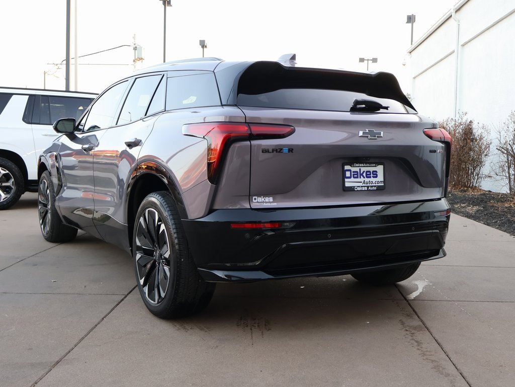 Used 2024 Chevrolet Blazer EV RS image 6