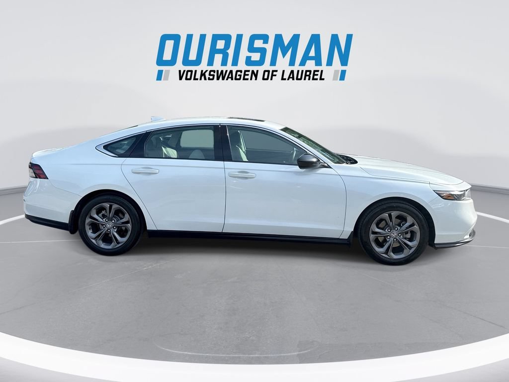 Used 2023 Honda Accord EX image 9