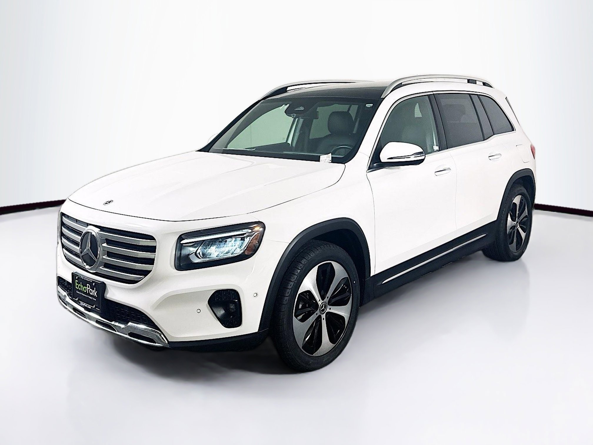 Used 2024 Mercedes-Benz GLB 250 image 3