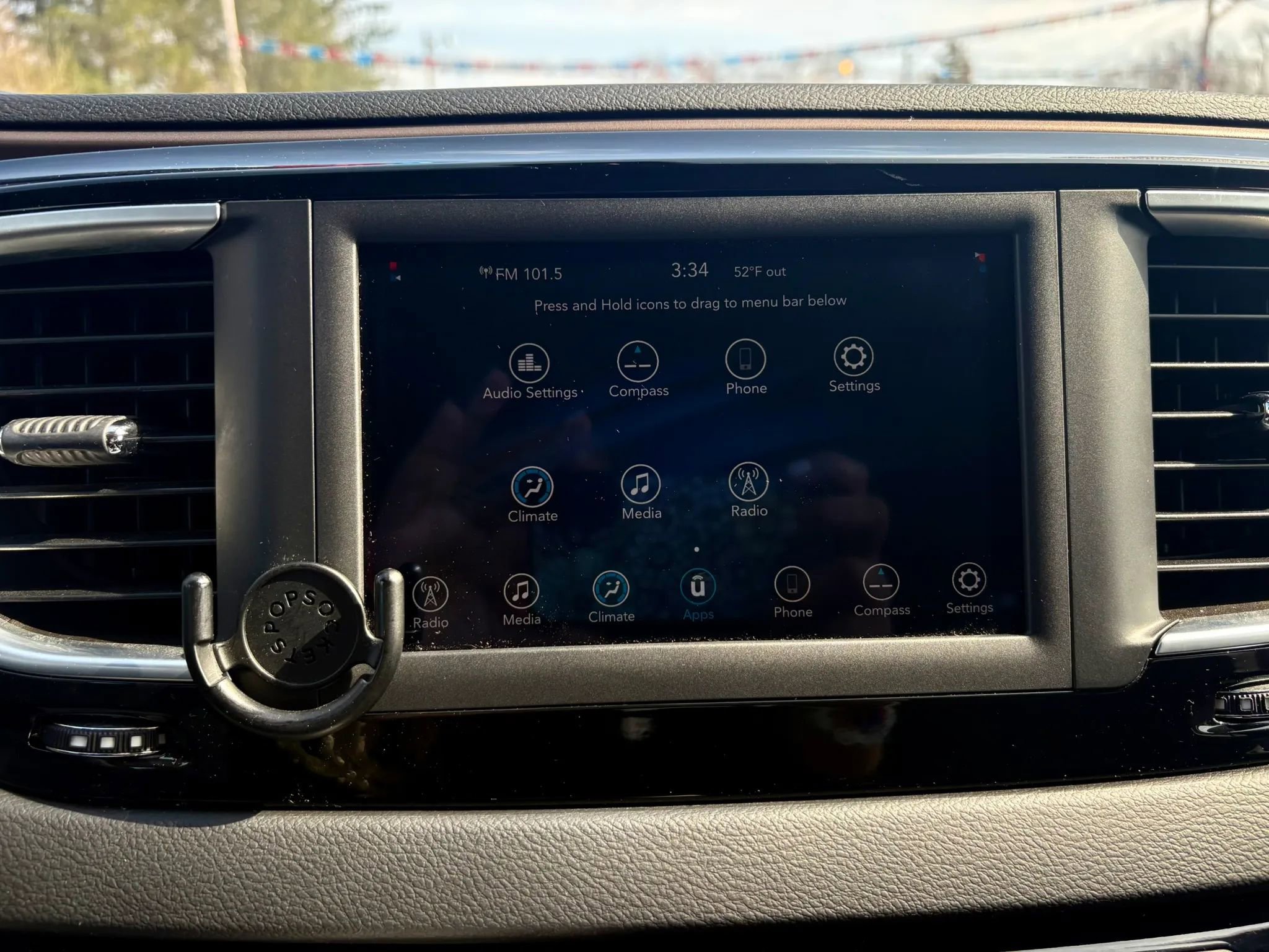 Used 2018 Chrysler Pacifica LX image 32