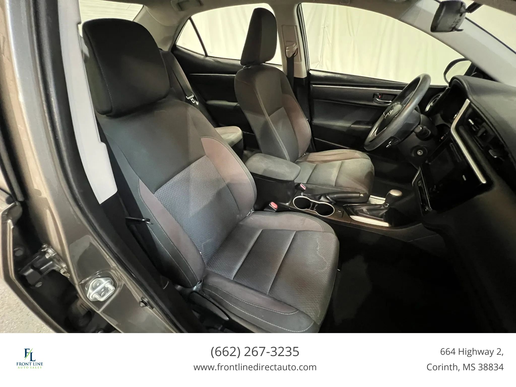Used 2017 Toyota Corolla LE FWD image 18