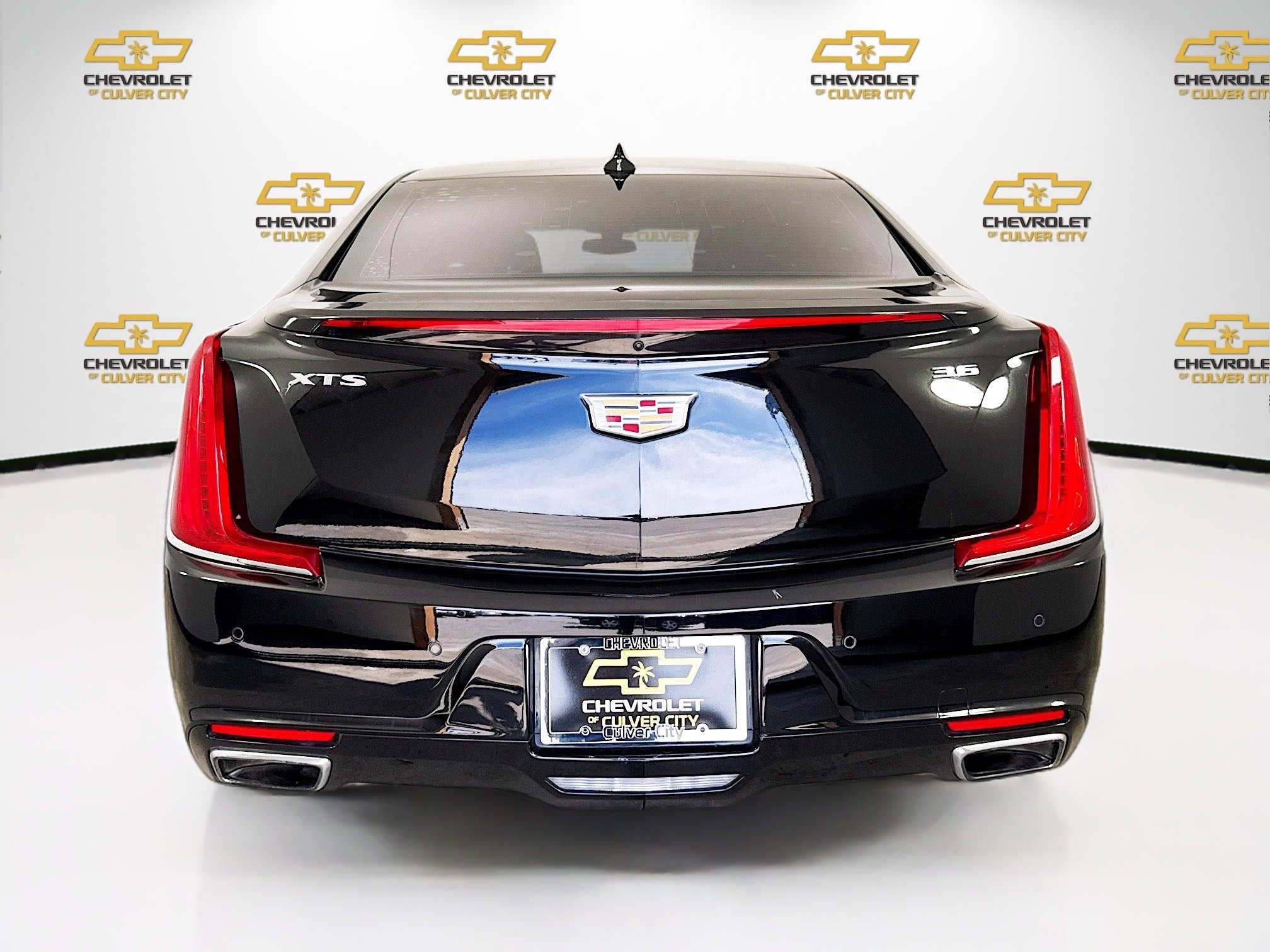 Used 2019 Cadillac XTS Luxury image 6