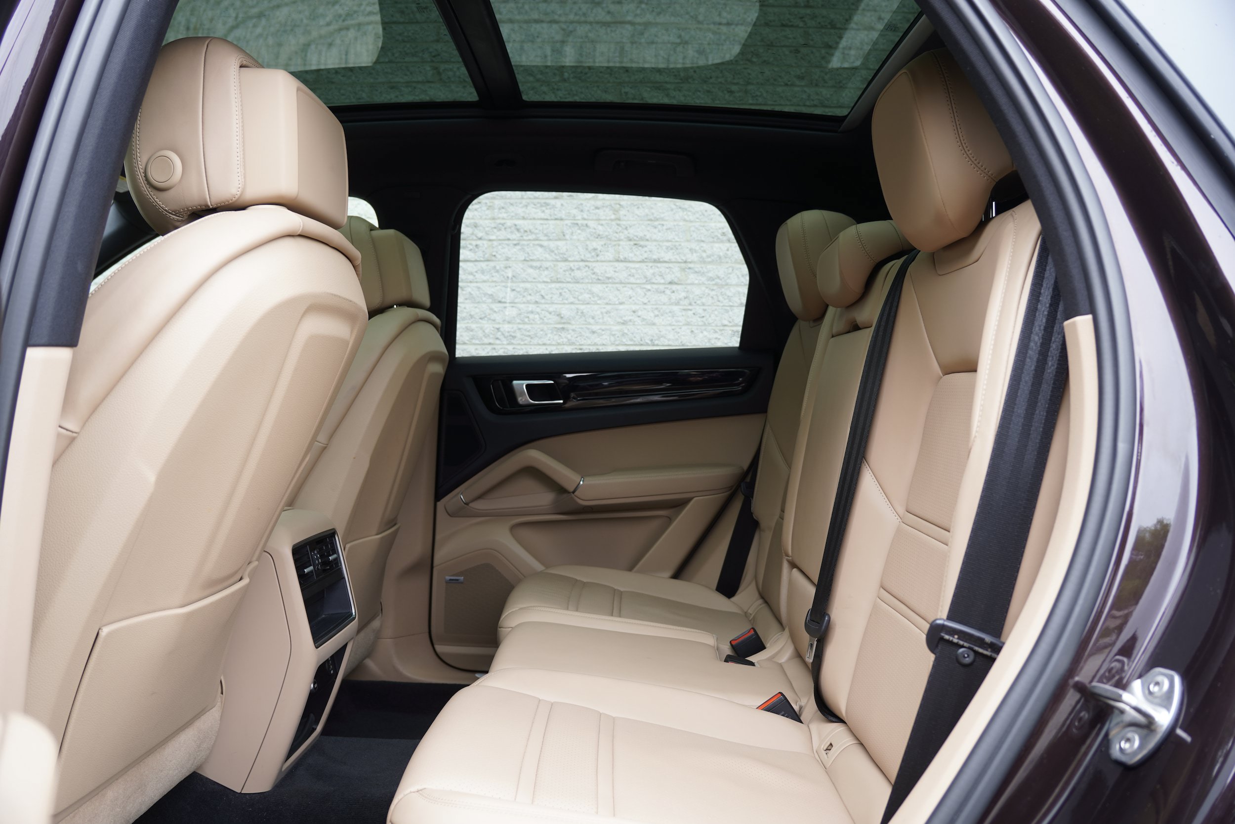 Used 2019 Porsche Cayenne AWD/4WD image 25