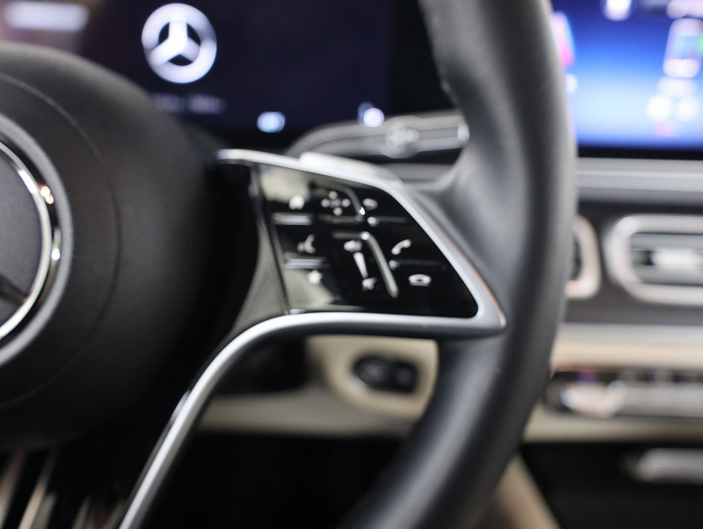 Used 2025 Mercedes-Benz GLE 350 4MATIC image 13