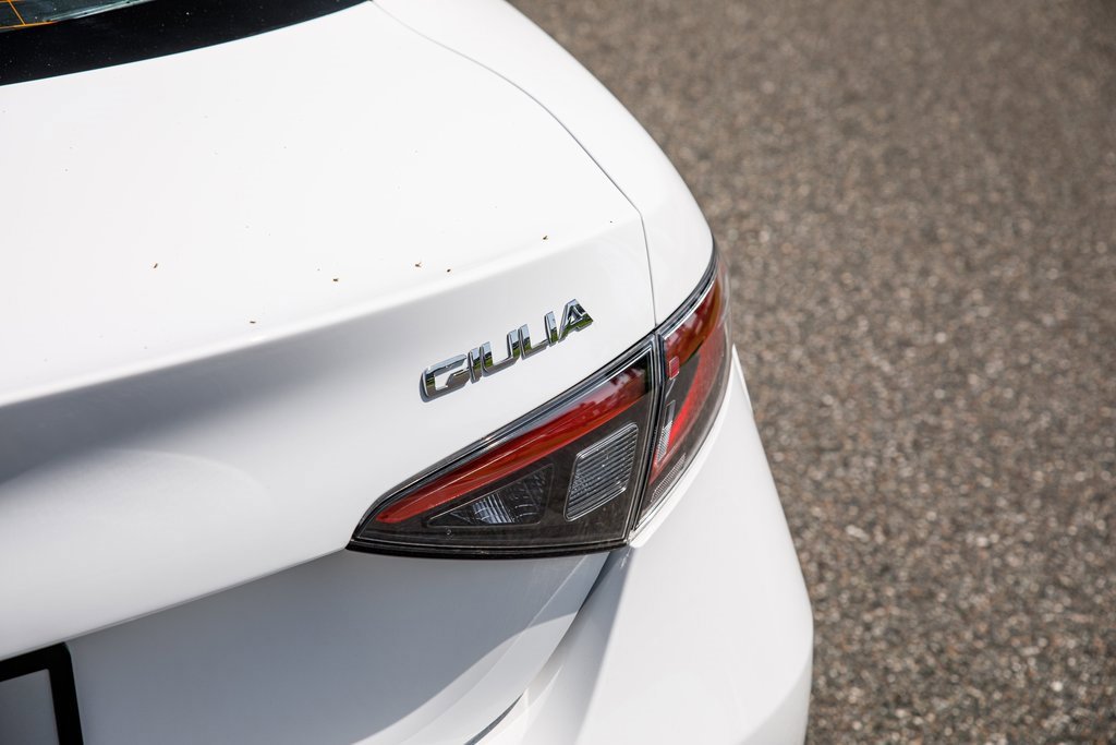 New 2025 Alfa Romeo Giulia w/ Veloce Package Rwd image 9