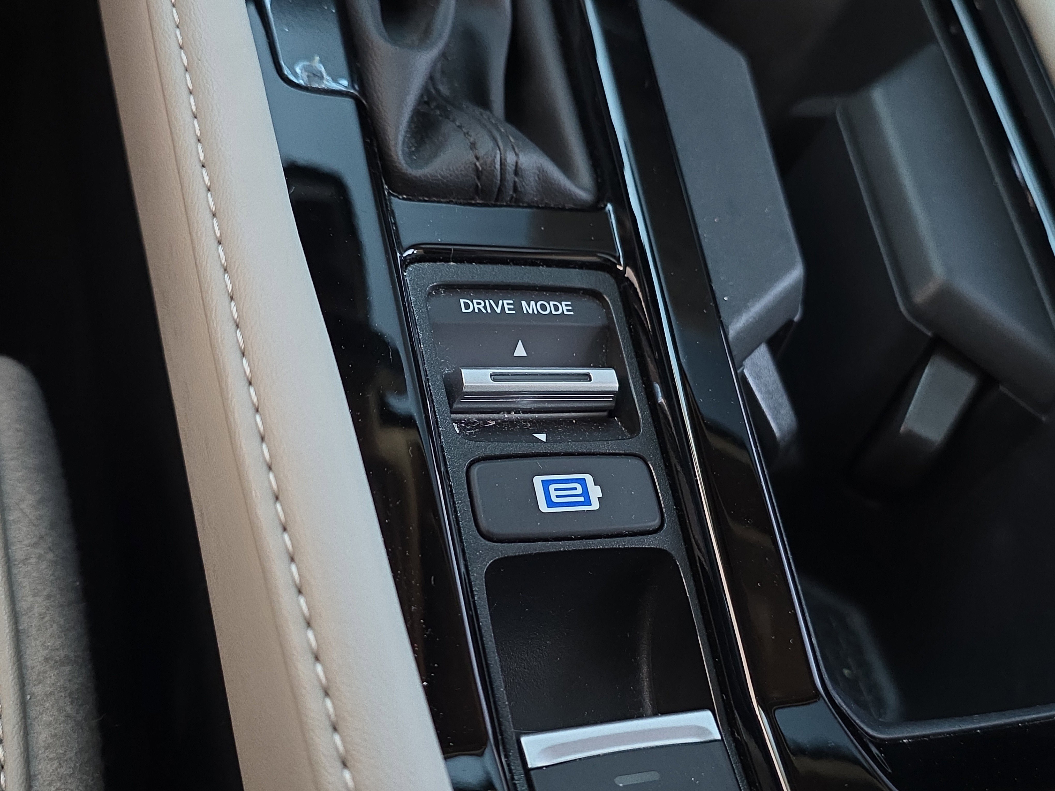 Used 2023 Honda Accord Touring image 24