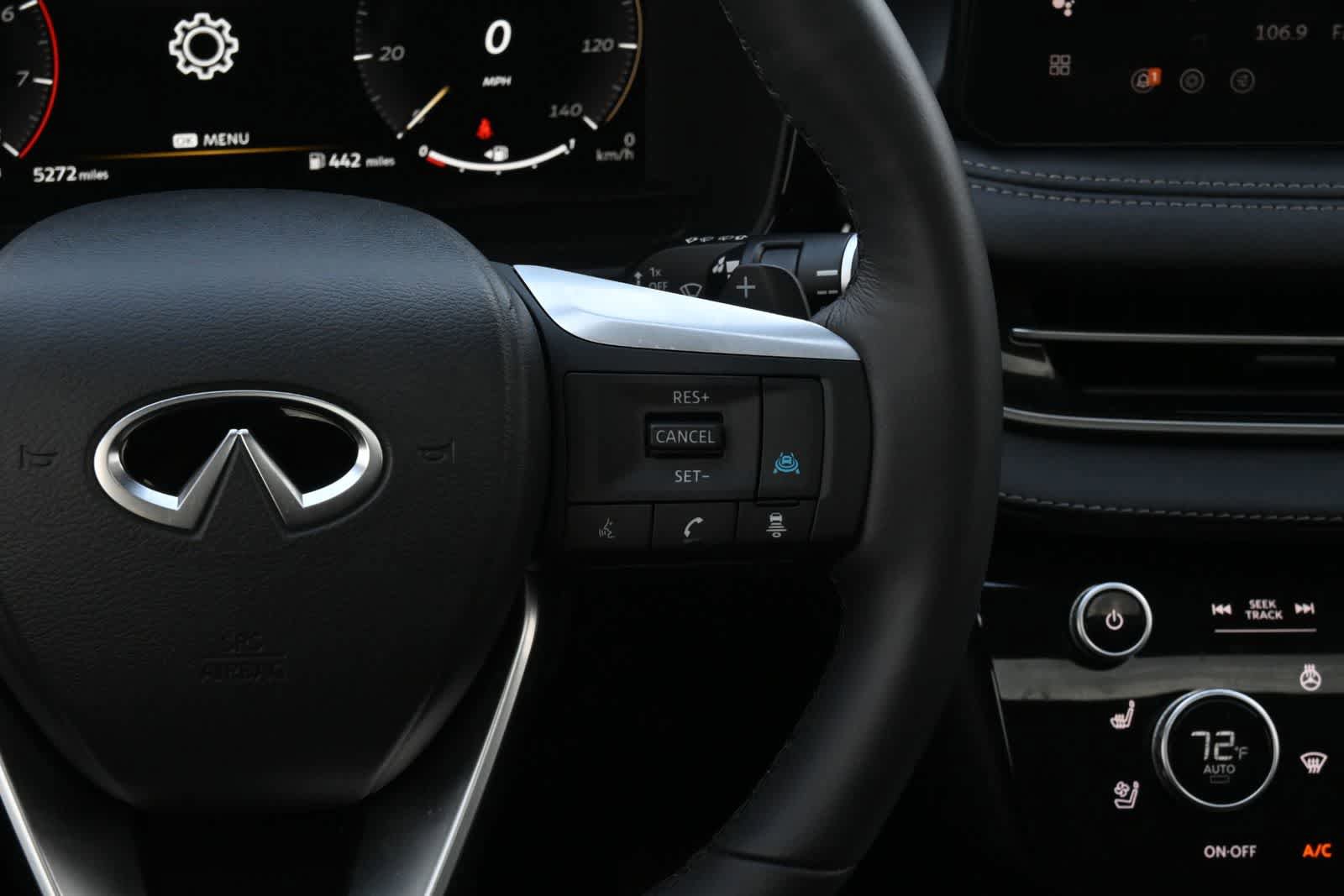 Used 2026 INFINITI QX60 Luxe w/ Cargo Package FWD image 11