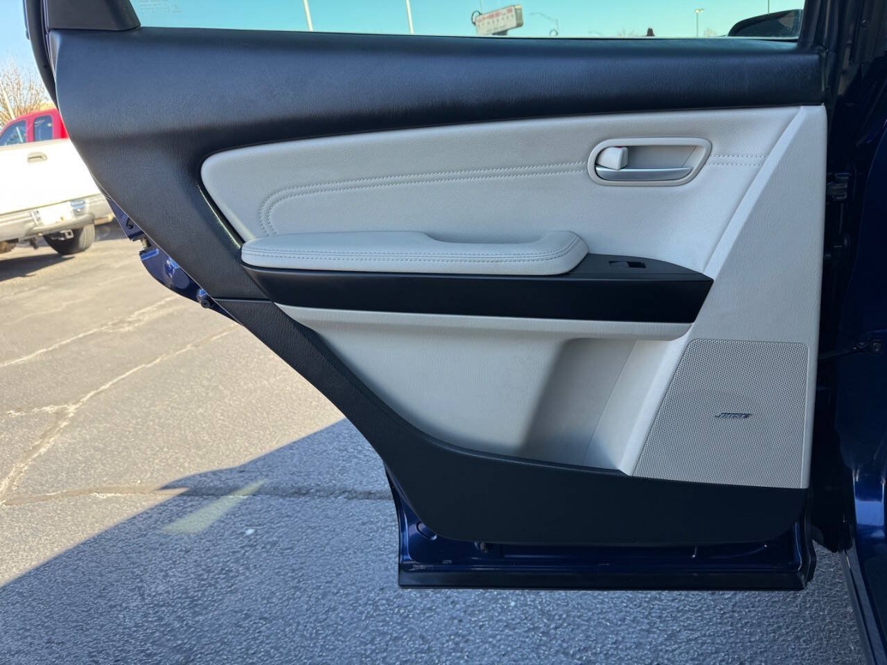 Used 2008 MAZDA CX-9 Grand Touring w/ Moonroof & Bose Audio Pkg FWD image 17