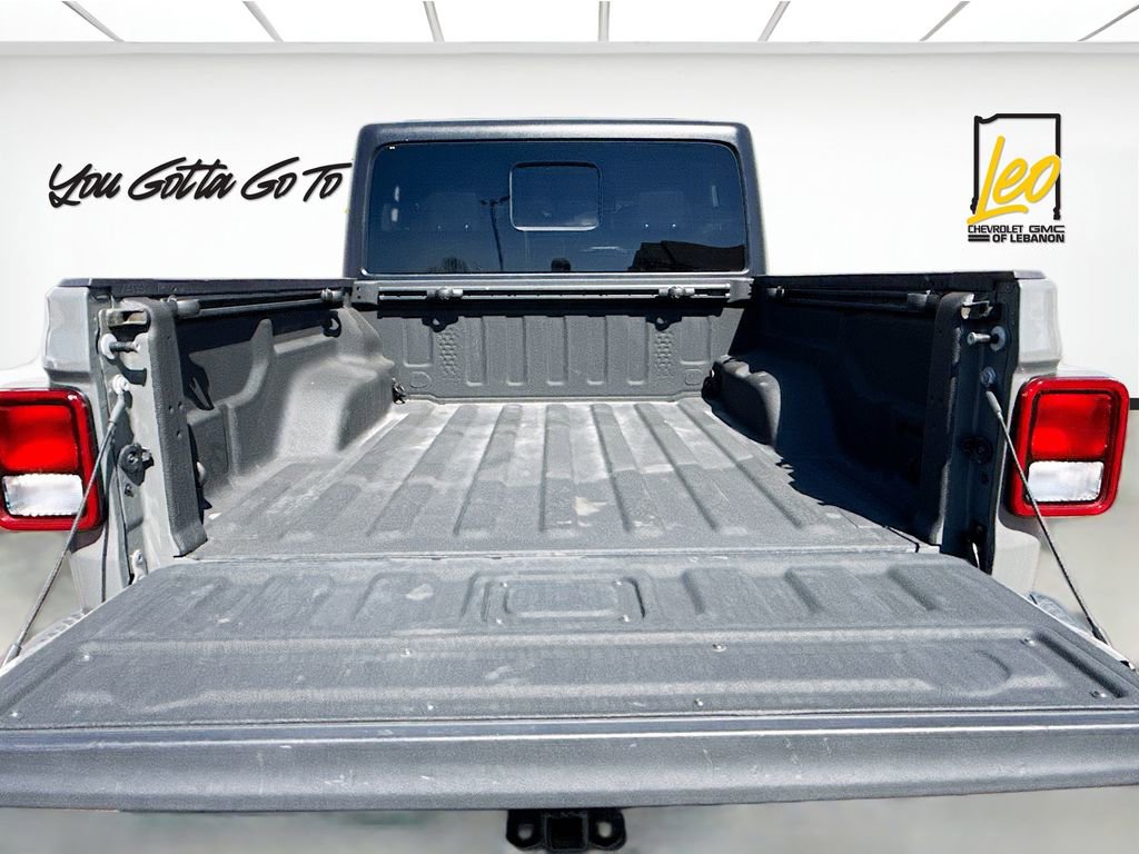 Used 2021 Jeep Gladiator Willys image 23