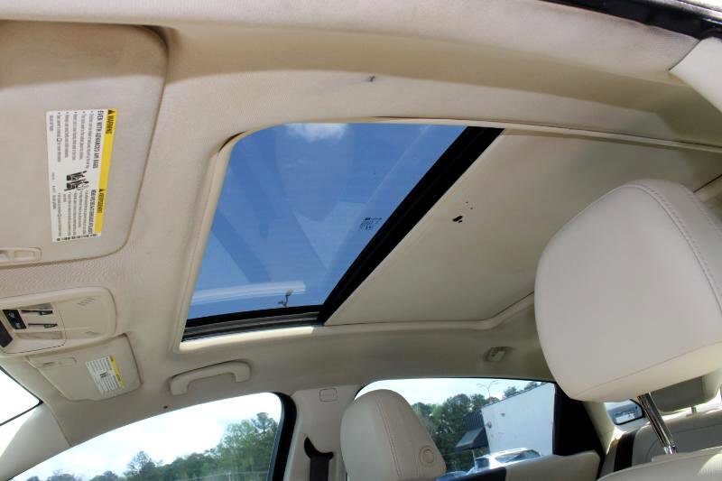 Used 2019 Chevrolet Malibu Premier w/ Sun and Wheel Package image 16