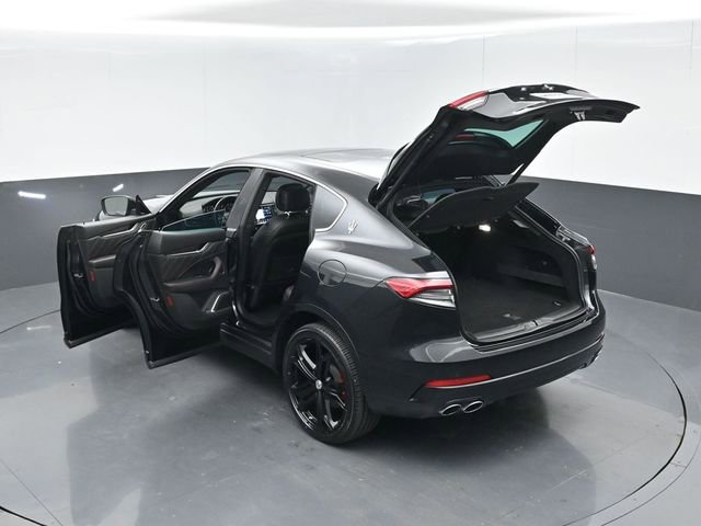 Used 2023 Maserati Levante GT AWD/4WD image 58