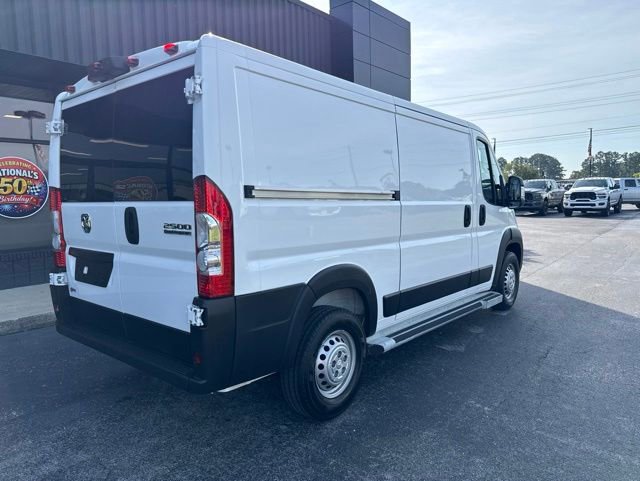 Used 2025 RAM ProMaster 2500 w/ U-Haul Equipment Group FWD image 26