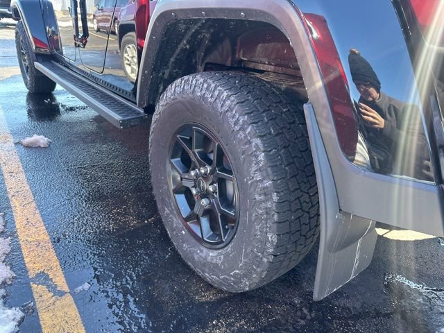 Used 2024 Jeep Gladiator Willys image 15