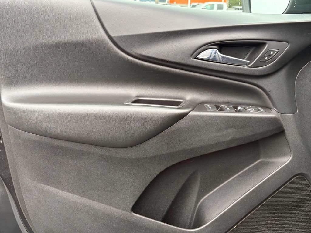 Used 2021 Chevrolet Equinox LT AWD/4WD image 9