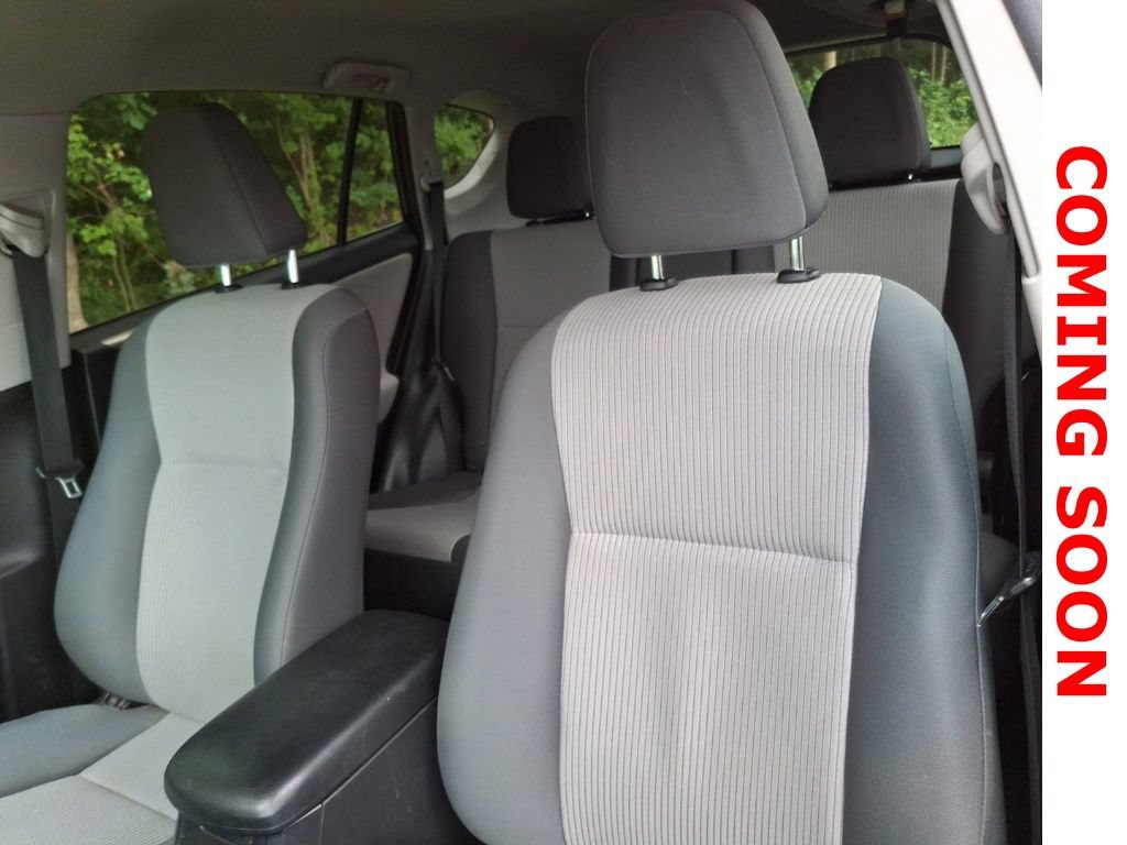 Used 2015 Toyota RAV4 LE AWD/4WD image 11