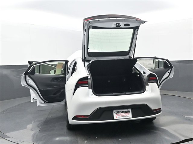 New 2026 Toyota Prius LE image 33
