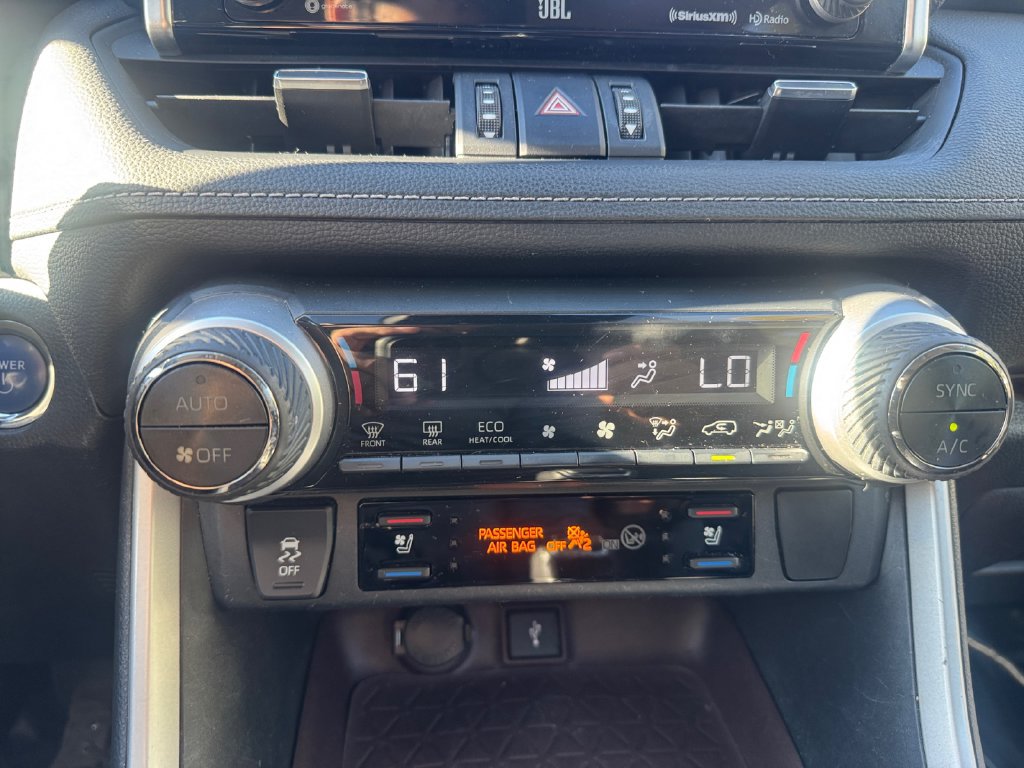 Used 2020 Toyota RAV4 Limited w/ Limited Grade Weather Package AWD/4WD image 25