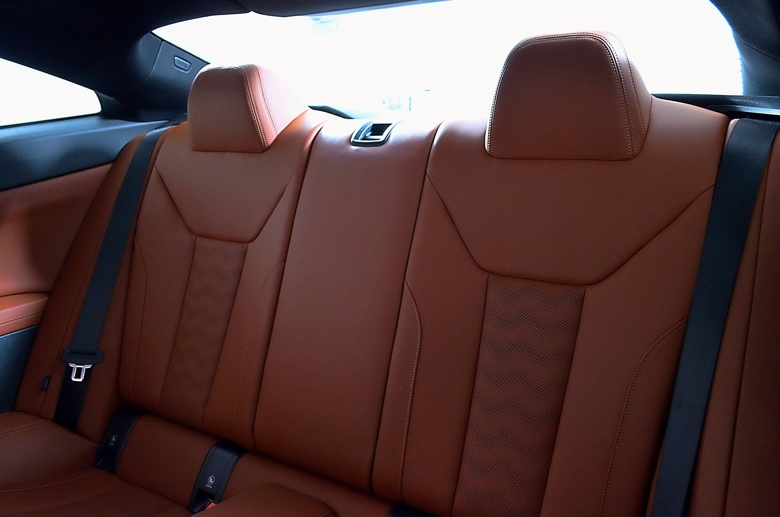 Used 2022 BMW M4 Coupe w/ Executive Package RWD image 21