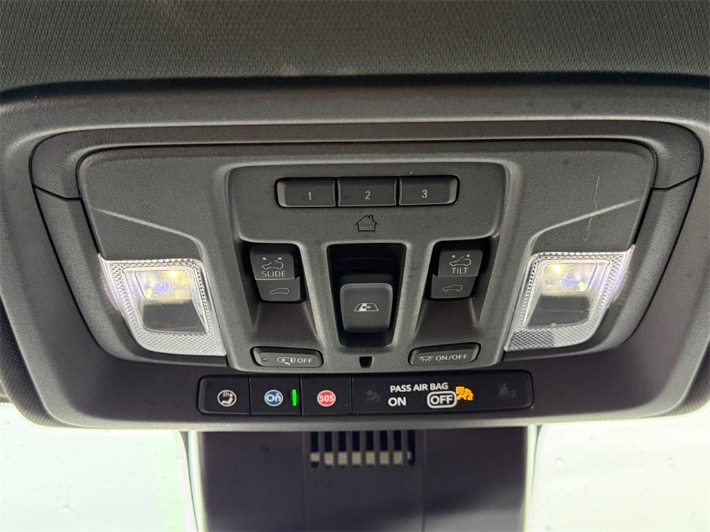 Used 2023 GMC Sierra 1500 AT4 w/ AT4 Preferred Package image 21