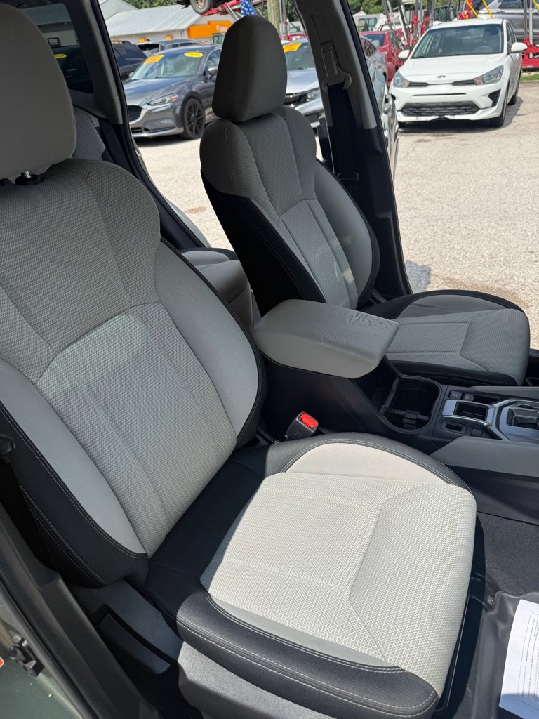 Used 2020 Subaru Forester AWD/4WD image 16