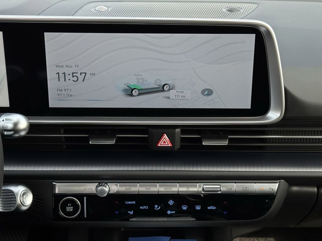 New 2025 Hyundai Ioniq 6 SE image 18